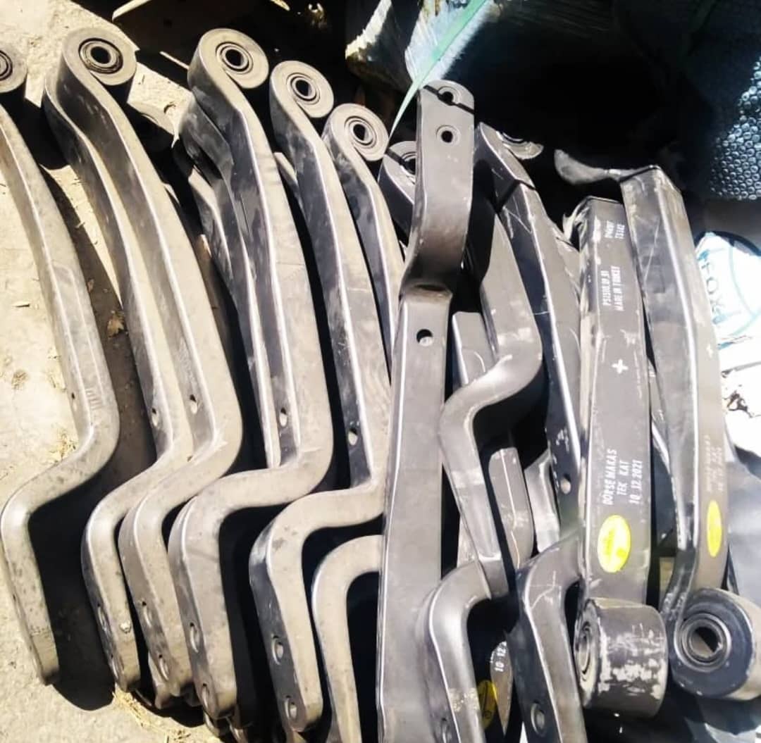 فروشگاه فنر و لوازم زیر شاسی خودرو سنگین بحرینی در مشهد